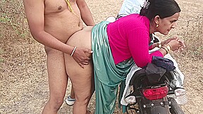 Mydesi Bhabhi Caught Having Outdoor Sex in Public Park